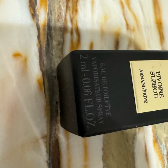 2 Giorgio Armani Prive fragrance travel size - Picture 2 of 2